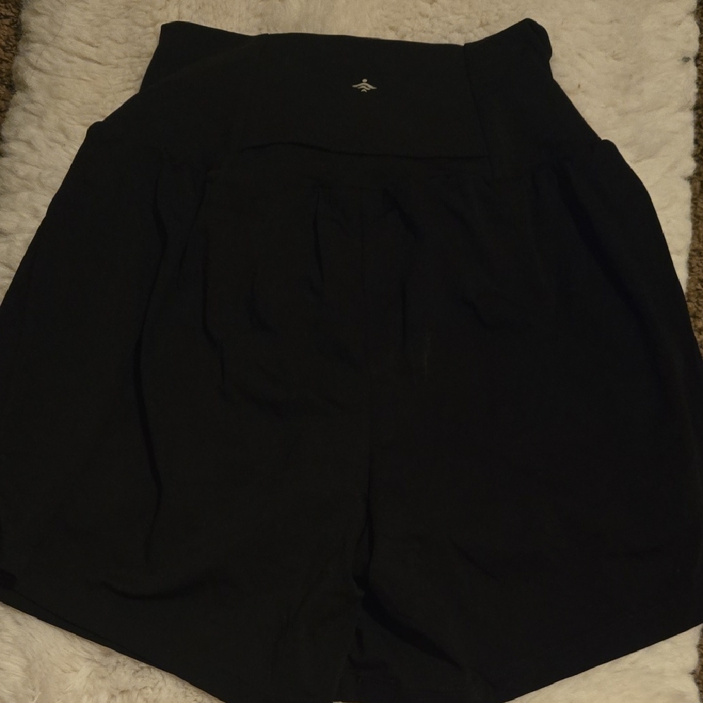 HALARA Women's High Waist Black Shorts